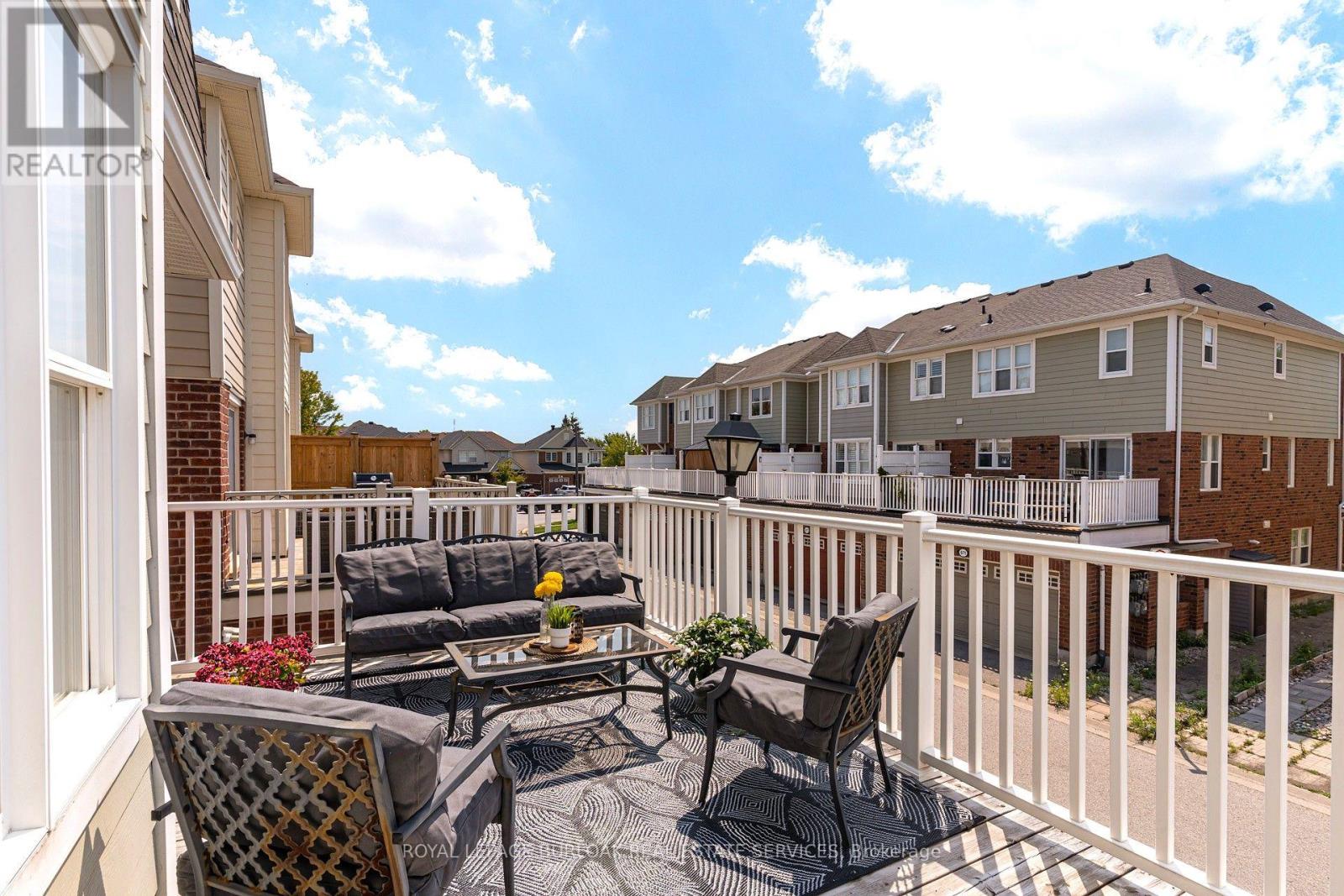 672 Mceastern Path, Milton, Ontario L9T 0G4 - Photo 12 - W13678562