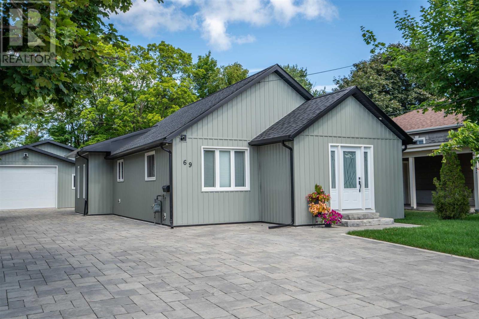 69 Grandview Ave, Sault Ste. Marie, Ontario  P6B 3V7 - Photo 2 - SM262238