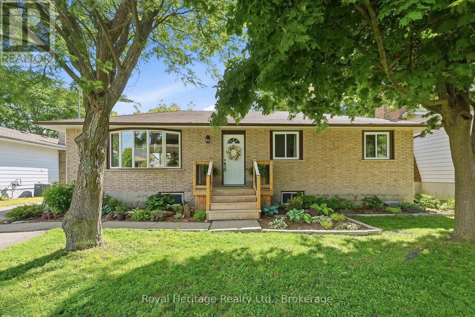 93 DIVISION STREET S, Brighton, Ontario