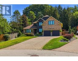 39 HUTCHINSON PLACE, Woodstock, Ontario