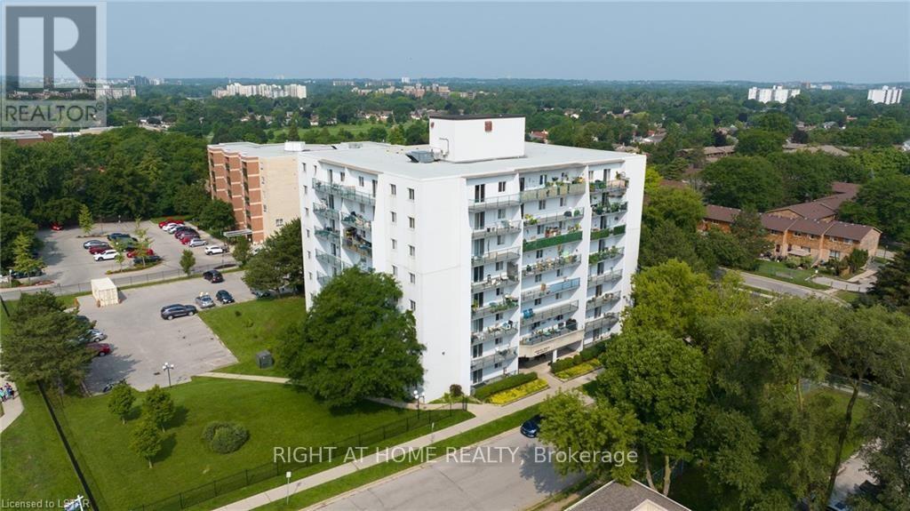 801 - 986 HURON STREET, London East, Ontario