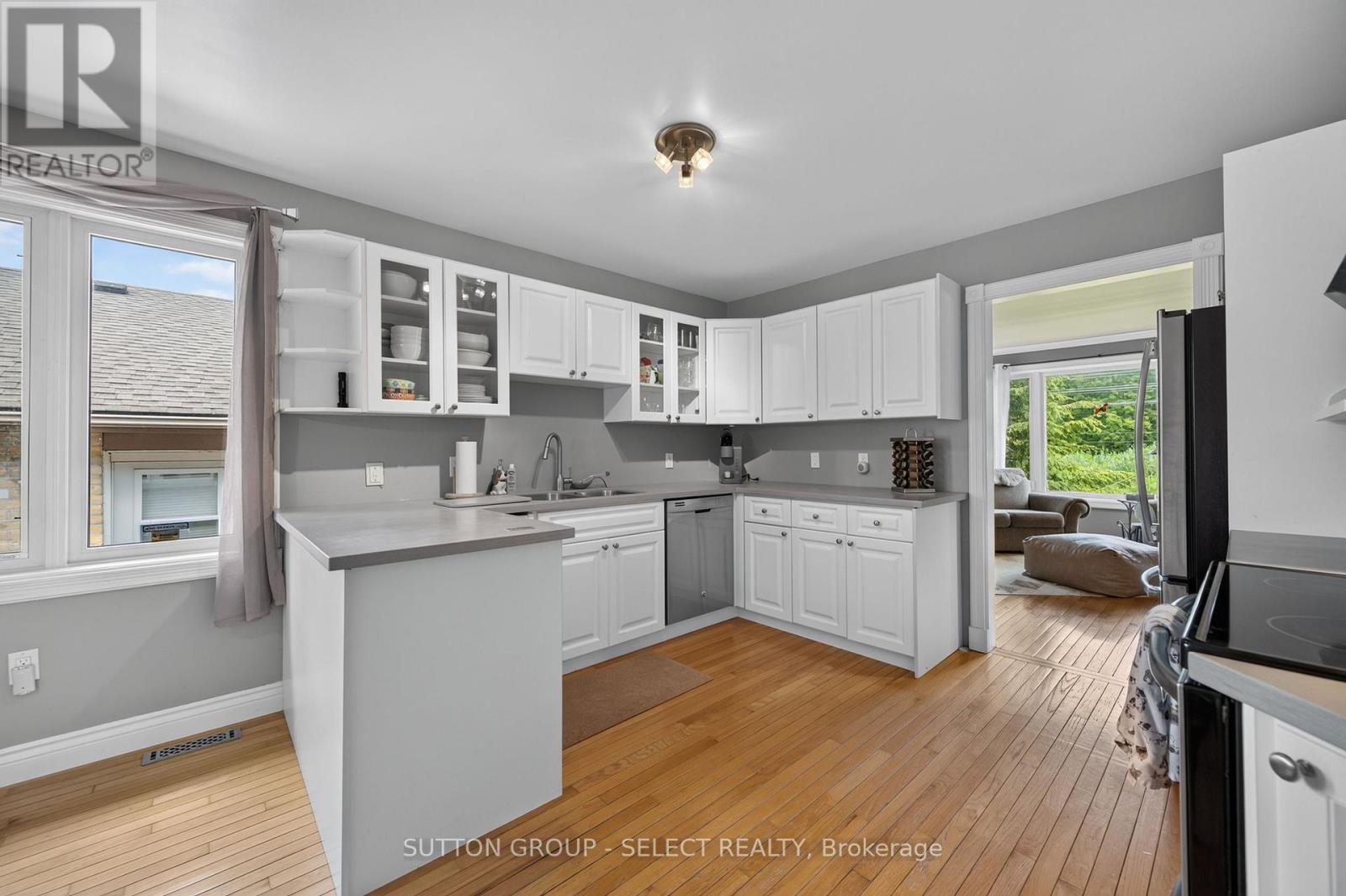 58 Eula White Place, London South, Ontario N5Z 5C2 - Photo 11 - X13692484