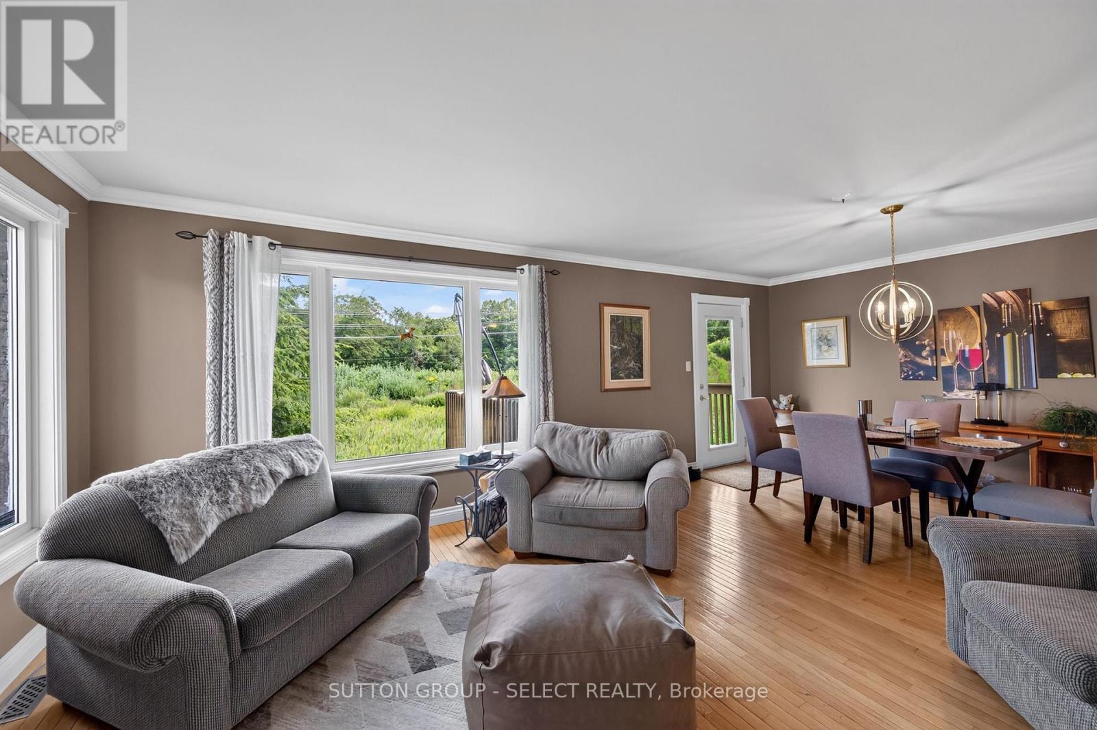 58 Eula White Place, London South, Ontario N5Z 5C2 - Photo 7 - X13692484