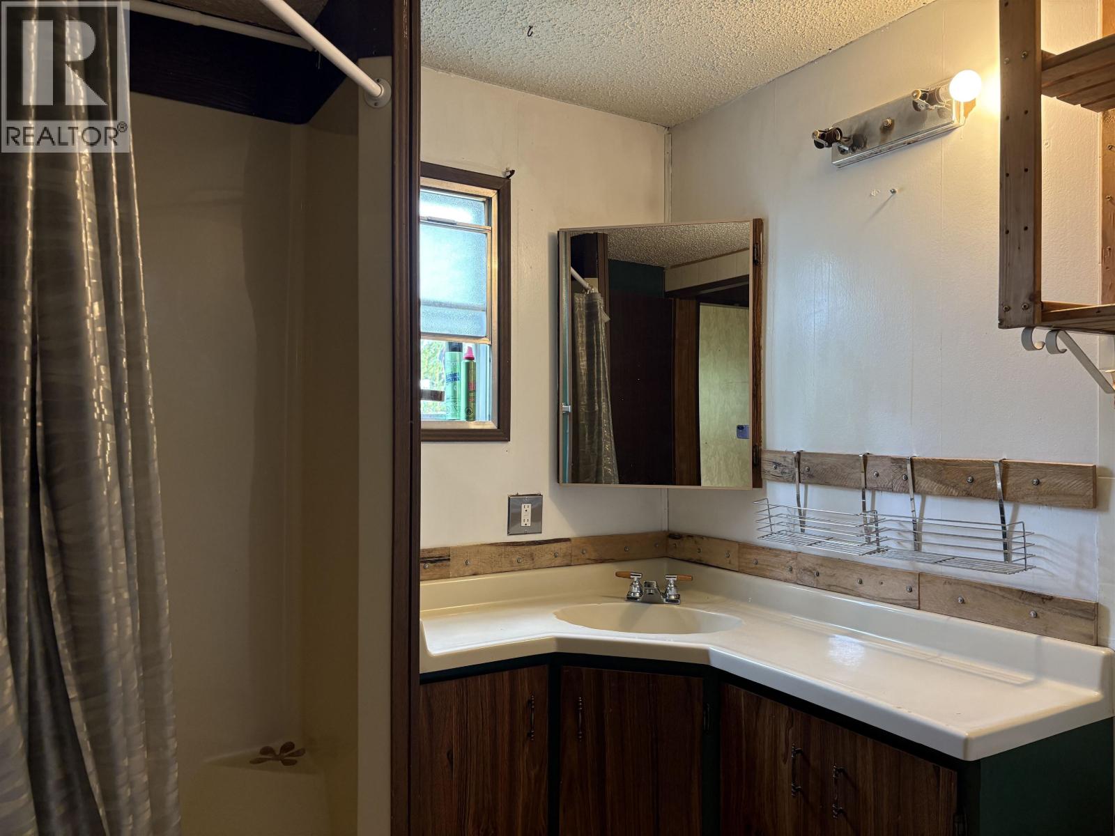620 Kodiak Street, Bear Lake, British Columbia  V0J 3G0 - Photo 24 - R3131647