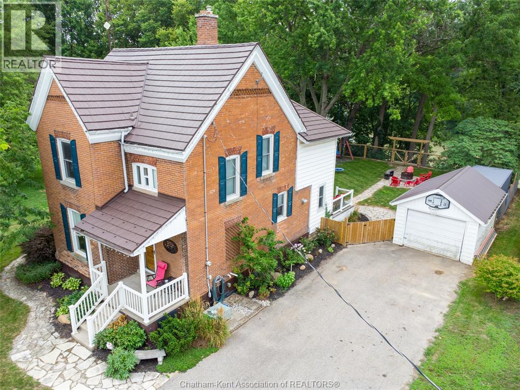 11666 Longwoods Road, Kent Bridge, Ontario  N0P 1V0 - Photo 4 - 26020294