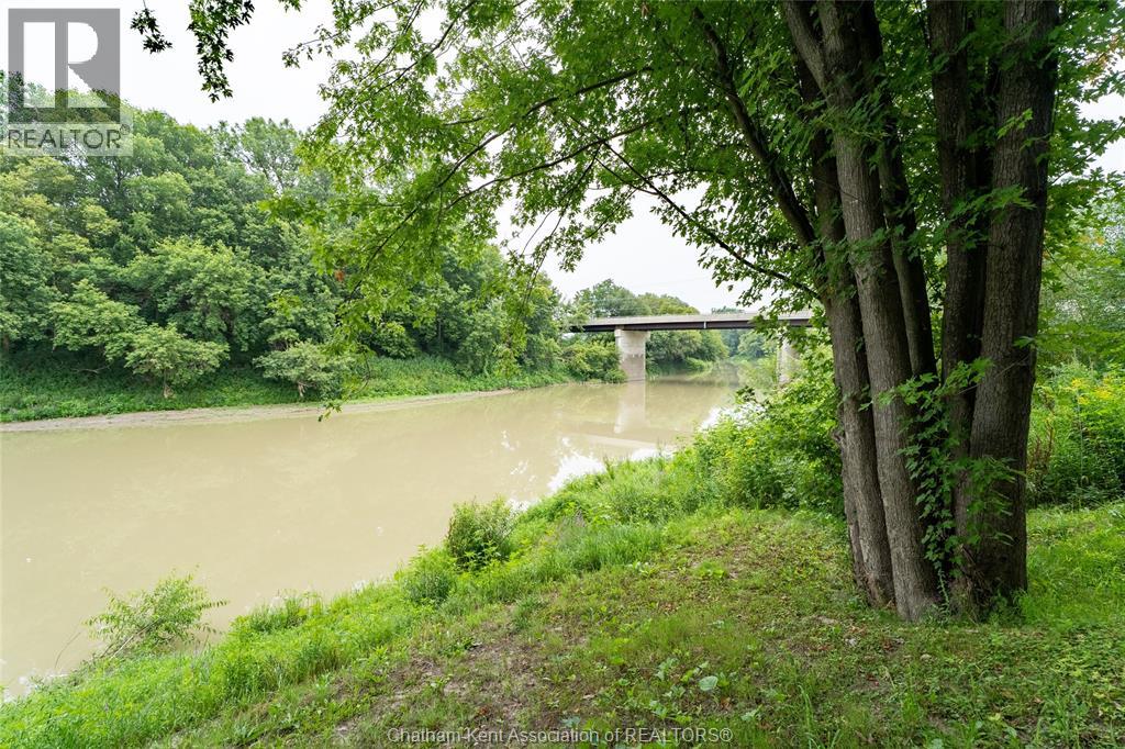 11666 Longwoods Road, Kent Bridge, Ontario  N0P 1V0 - Photo 44 - 26020294