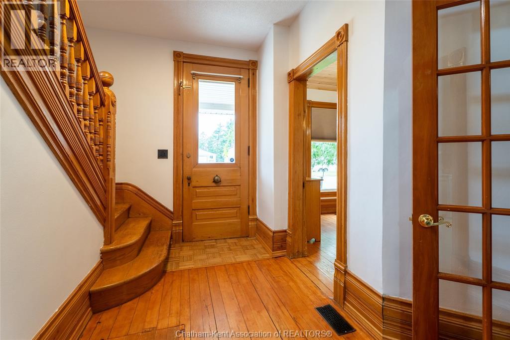 11666 Longwoods Road, Kent Bridge, Ontario  N0P 1V0 - Photo 8 - 26020294
