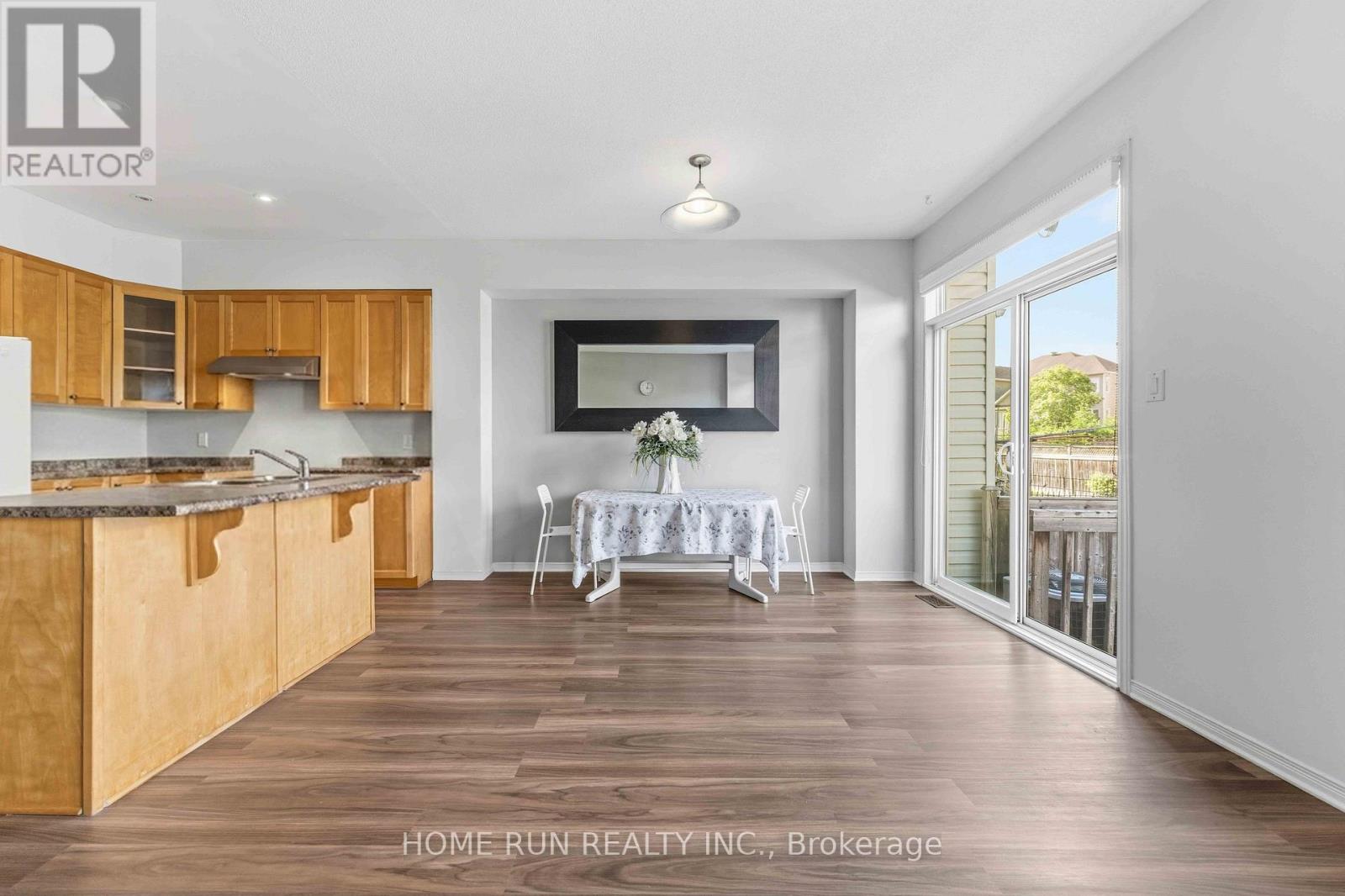 230 Badgeley Avenue, Ottawa, Ontario  K2T 0A4 - Photo 11 - X13692520