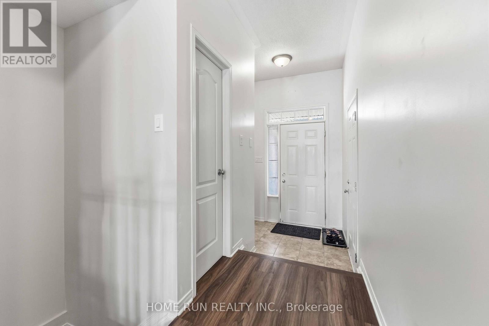 230 Badgeley Avenue, Ottawa, Ontario  K2T 0A4 - Photo 3 - X13692520