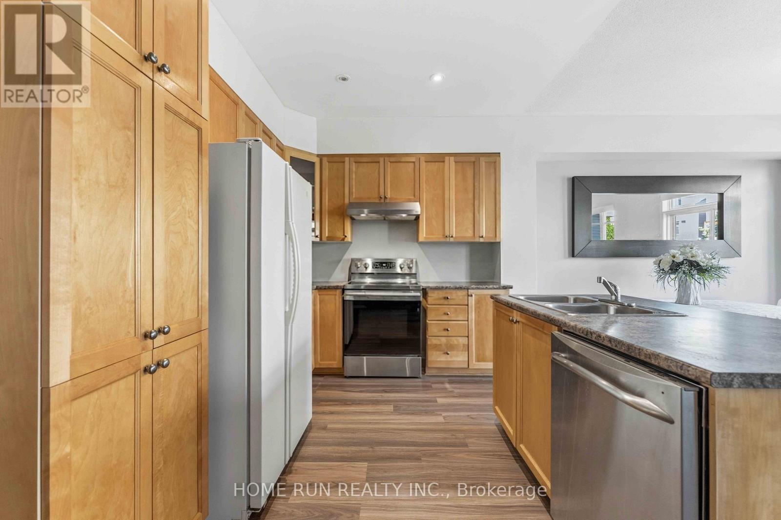 230 Badgeley Avenue, Ottawa, Ontario  K2T 0A4 - Photo 5 - X13692520