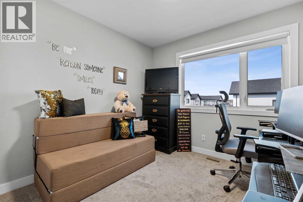 32 Evanscrest Court NW, Calgary, Alberta  T3P 1S2 - Photo 19 - A2333920