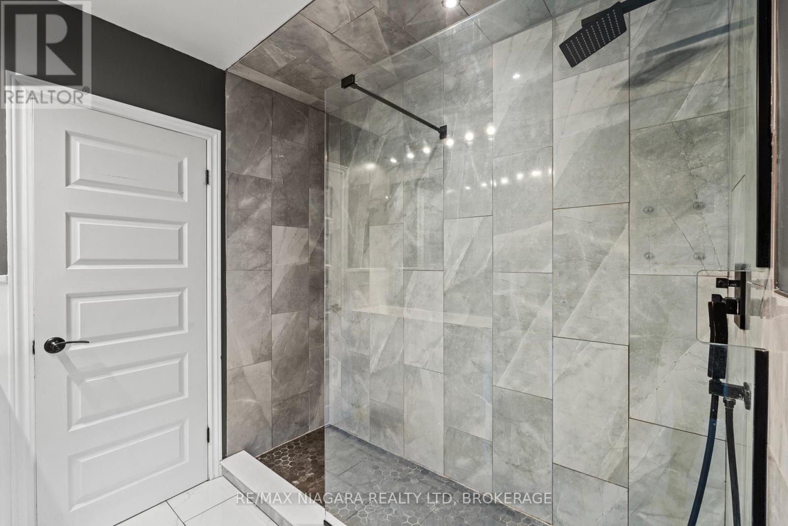 67 Maple Park Drive, Welland, Ontario  L3C 3X8 - Photo 22 - X13692452