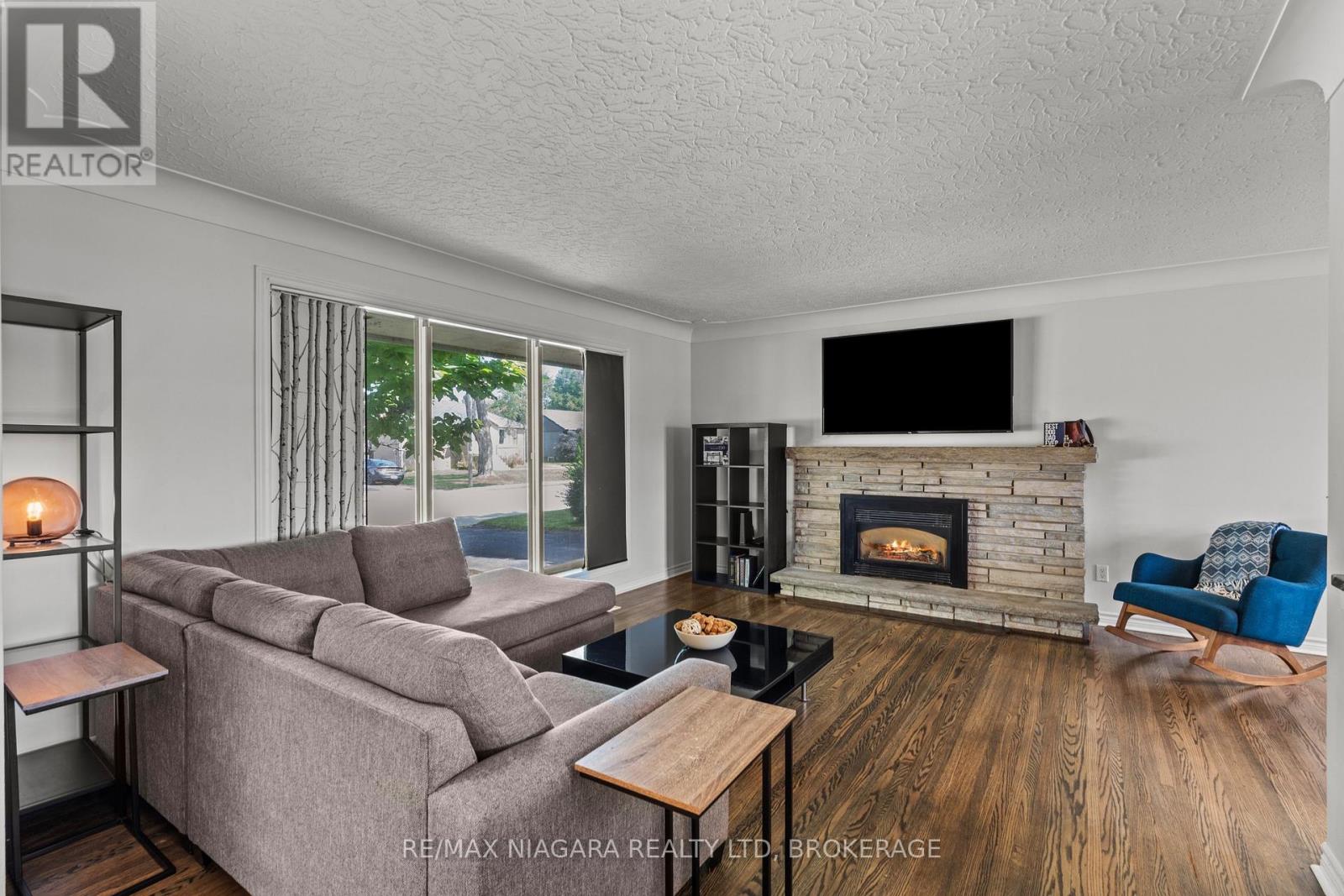 67 Maple Park Drive, Welland, Ontario  L3C 3X8 - Photo 7 - X13692452