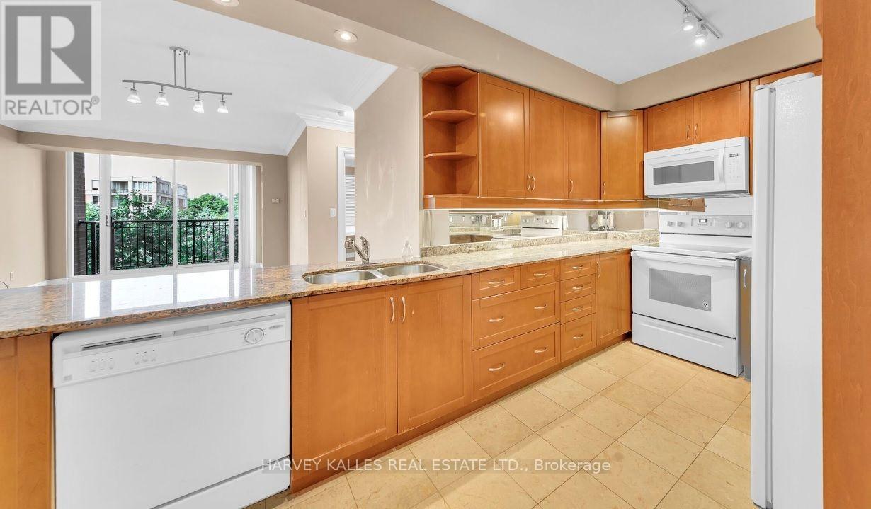 722 - 38 William Carson Crescent, Toronto, Ontario  M2P 2A1 - Photo 3 - C13692394