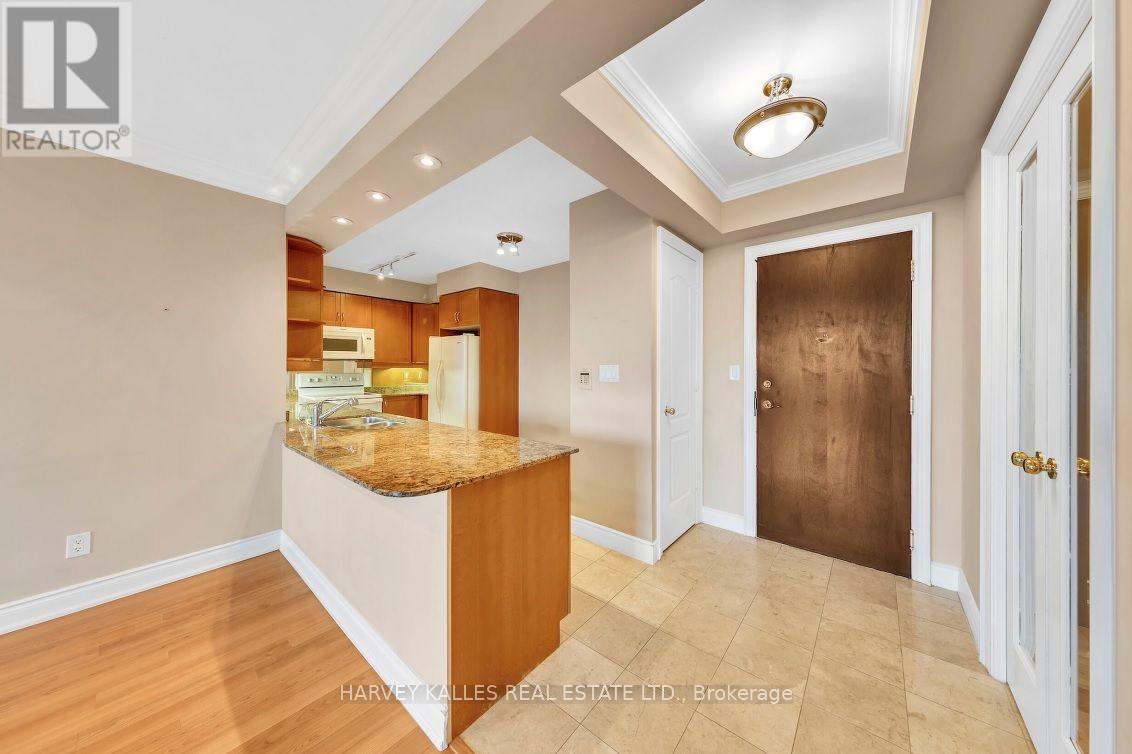 722 - 38 William Carson Crescent, Toronto, Ontario  M2P 2A1 - Photo 7 - C13692394