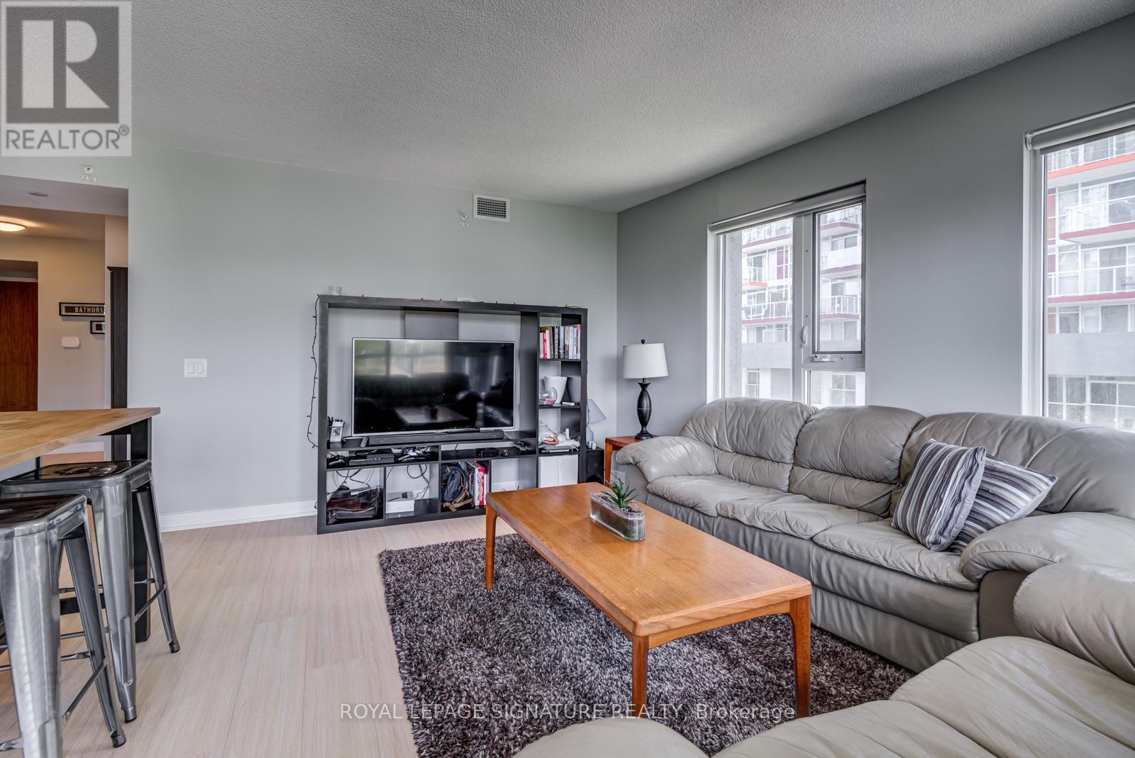 318 - 75 Queens Wharf Road, Toronto, Ontario  M5V 0J8 - Photo 7 - C13692410