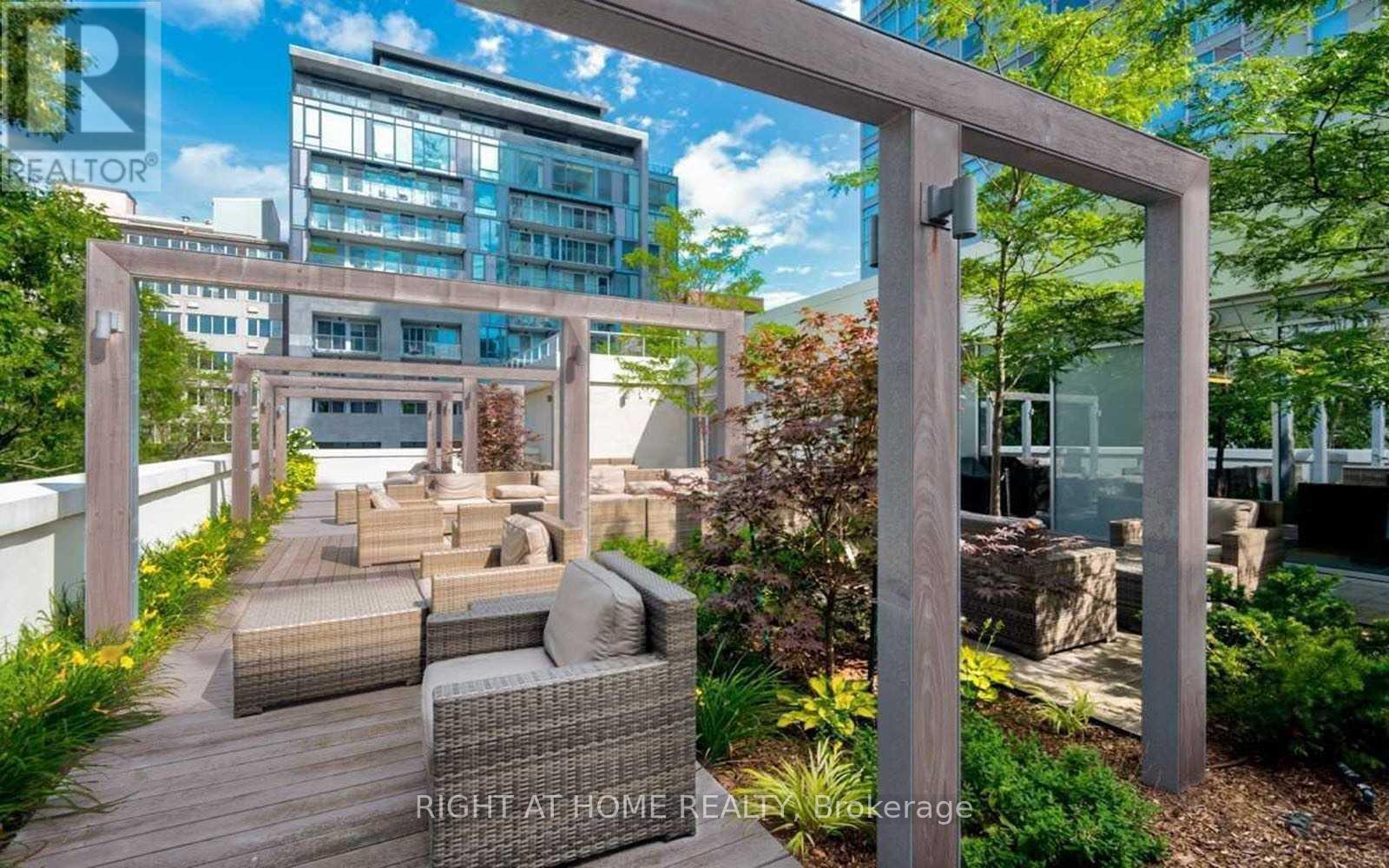 302 - 170 Avenue Road, Toronto, Ontario  M5R 0A4 - Photo 25 - C13692456