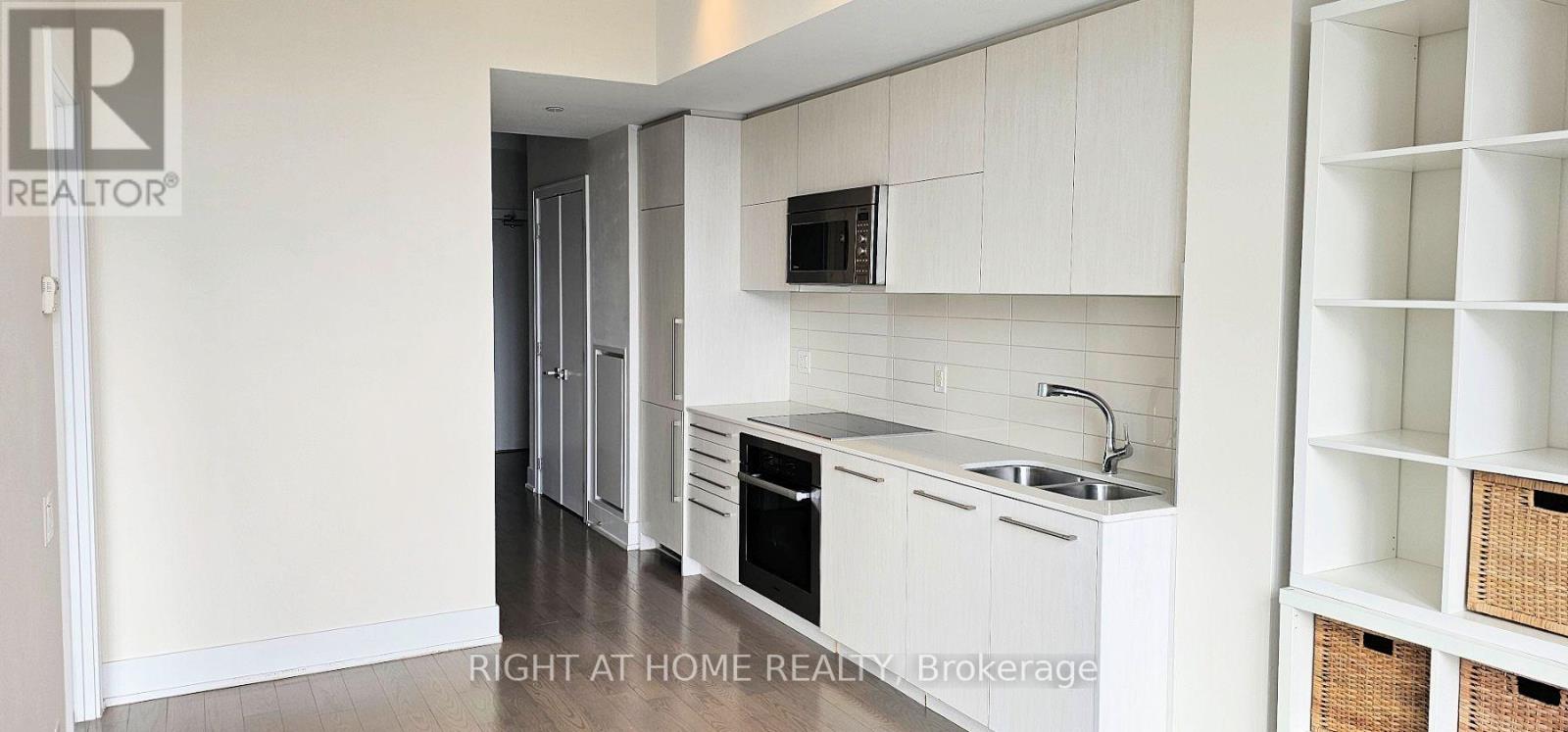 302 - 170 Avenue Road, Toronto, Ontario  M5R 0A4 - Photo 5 - C13692456