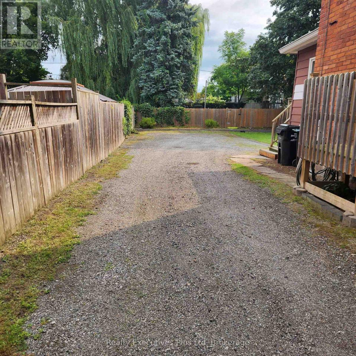 Apt 2 - 439 Manly Street, Midland, Ontario  L4R 3E6 - Photo 16 - S13692468