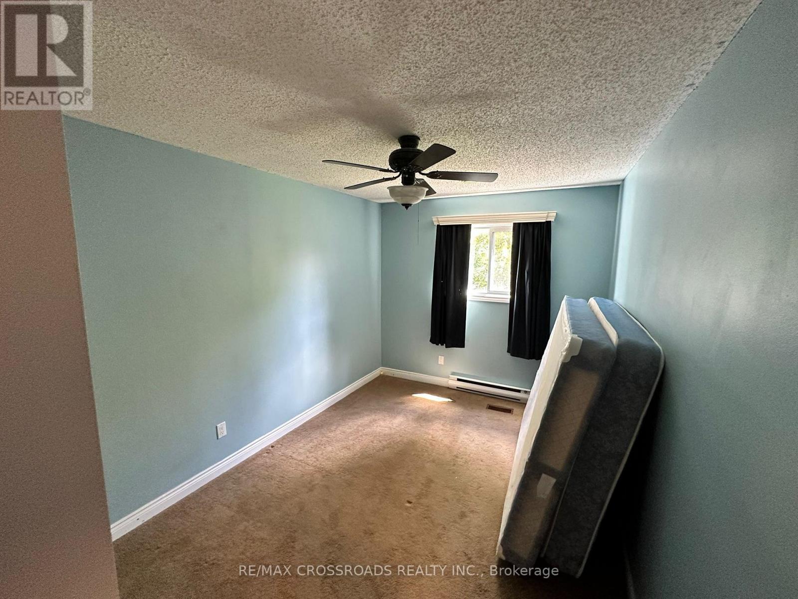 Main - 613 Perry Street, Whitby, Ontario  L1N 4C6 - Photo 10 - E13692386