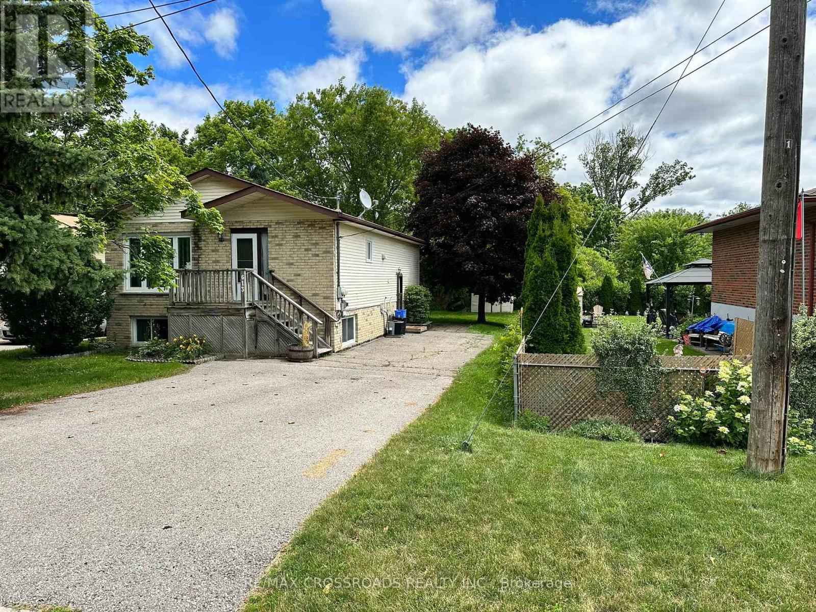 Main - 613 Perry Street, Whitby, Ontario  L1N 4C6 - Photo 15 - E13692386