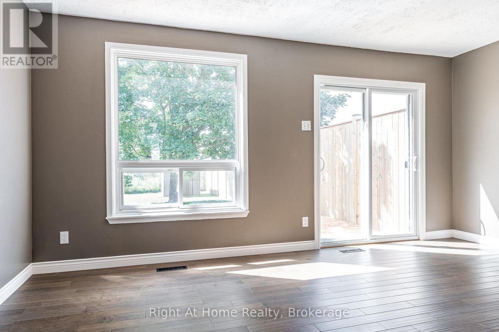 65 Maple Avenue, Stratford, Ontario  N5A 7C3 - Photo 10 - X13692490