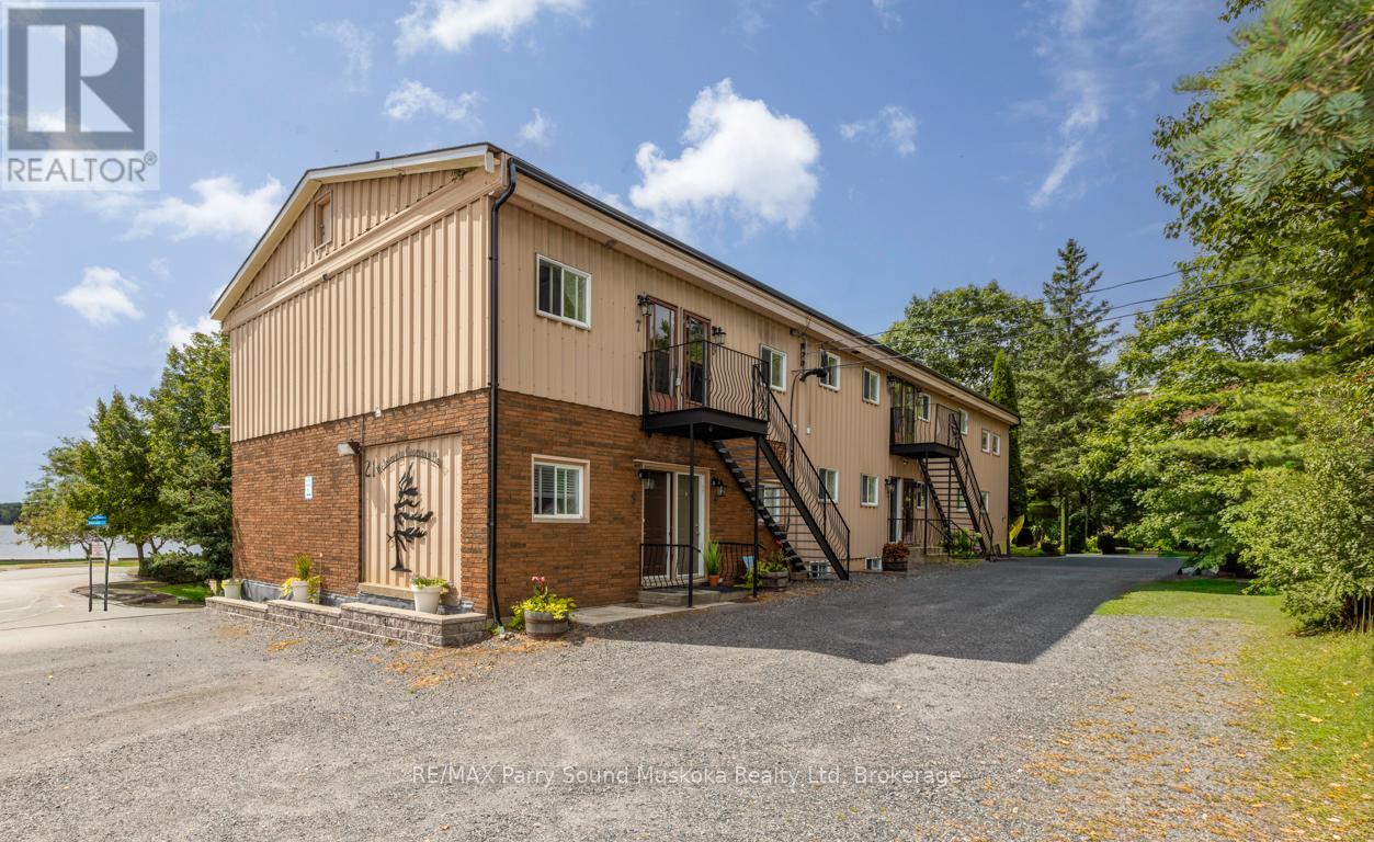 4 - 21 Prospect Street, Parry Sound, Ontario  P2A 2B5 - Photo 2 - X13692636