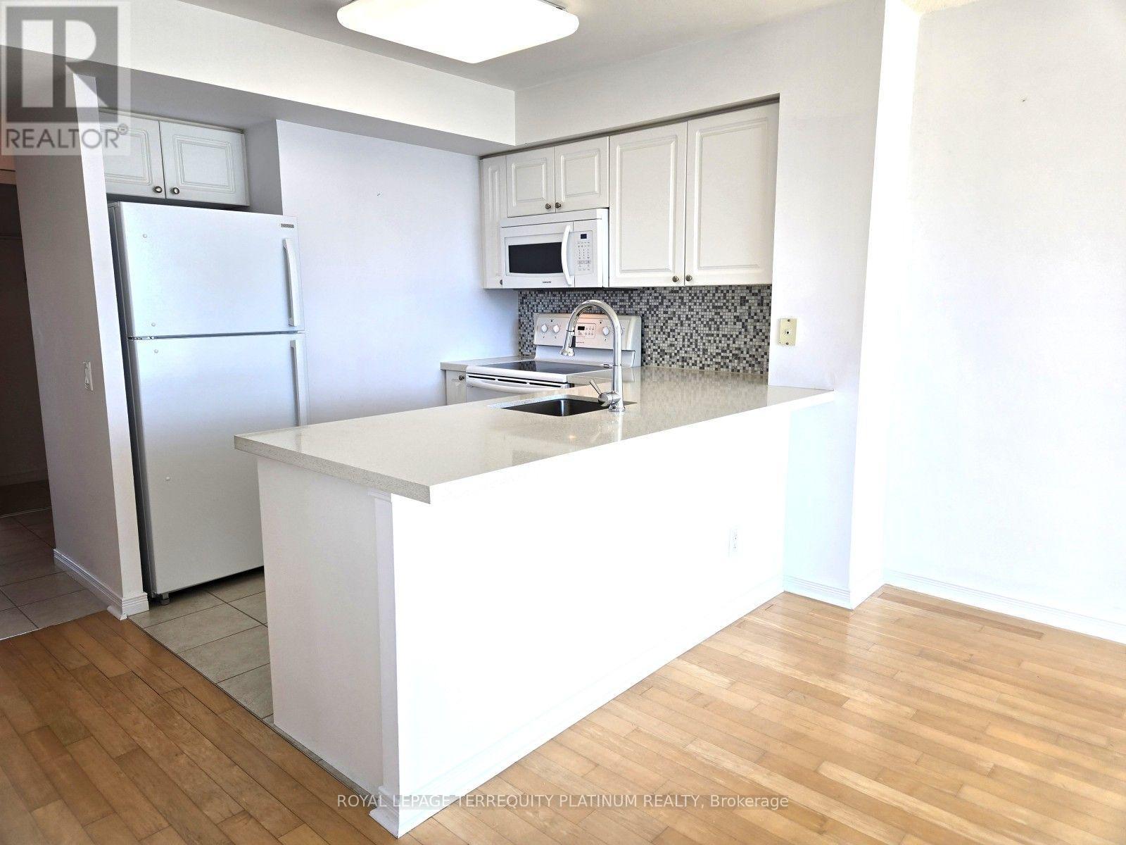 1812 - 28 Harrison Garden Boulevard, Toronto, Ontario  M2N 7B5 - Photo 9 - C13649830