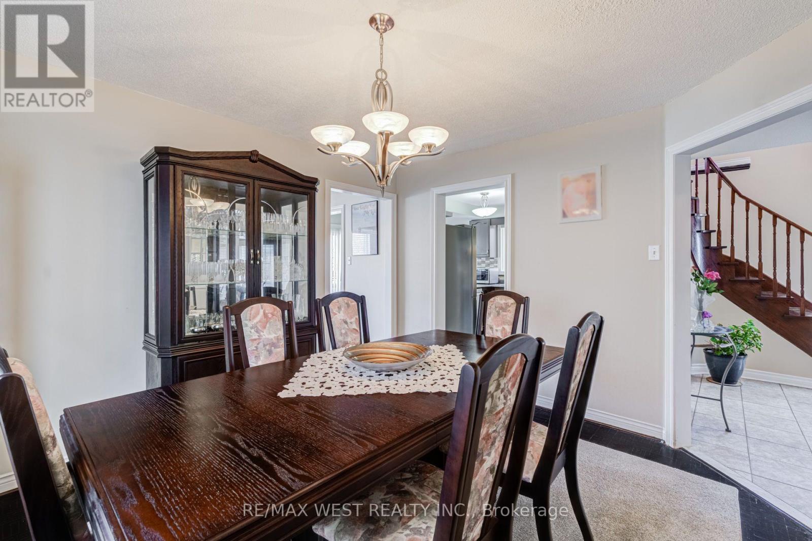 55 Pavin Crescent, Caledon, Ontario  L7E 1W9 - Photo 8 - W13127576