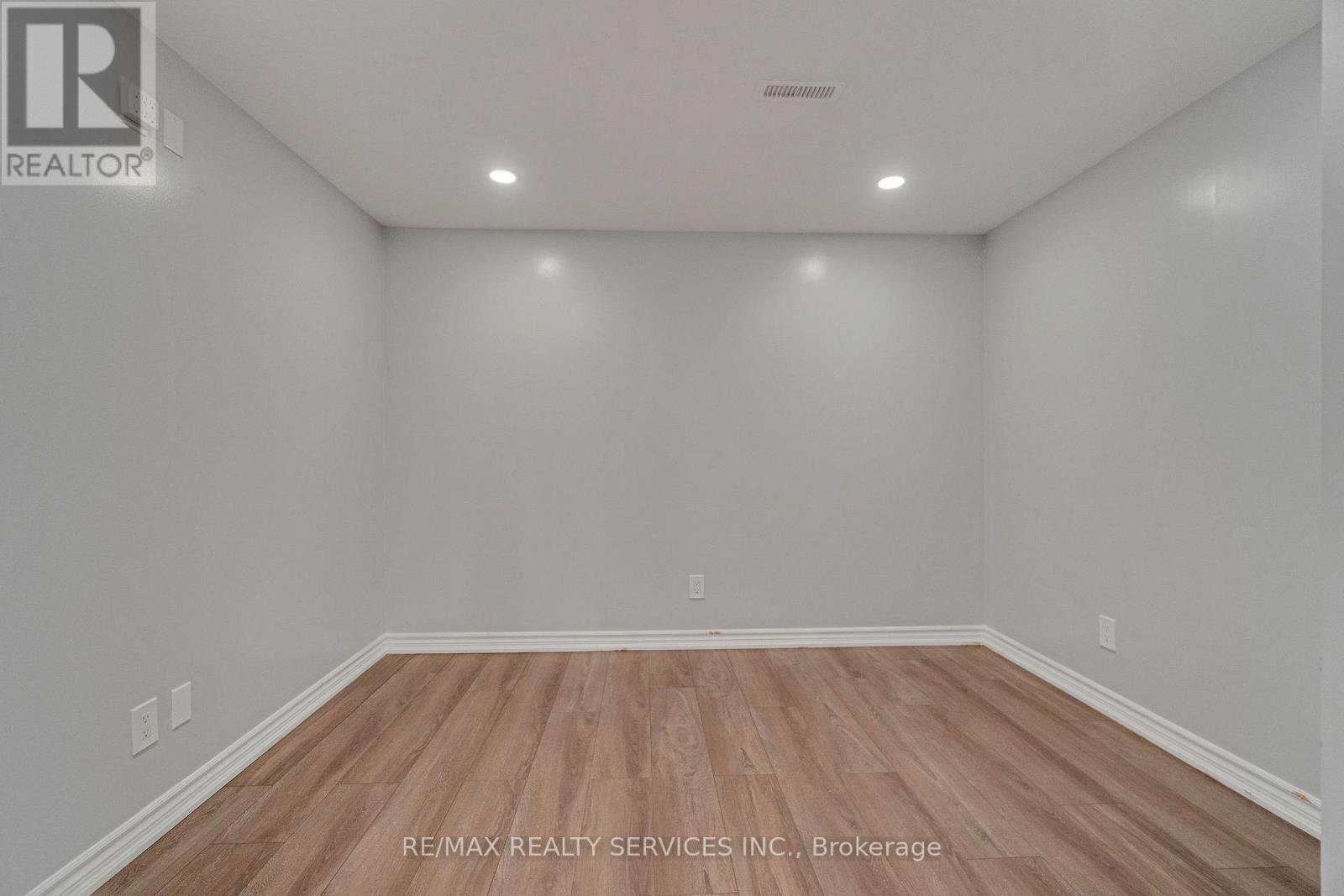 Bsmt - 28 Manzanita Crescent, Brampton, Ontario L7A 0C4 - Photo 13 - W13548364
