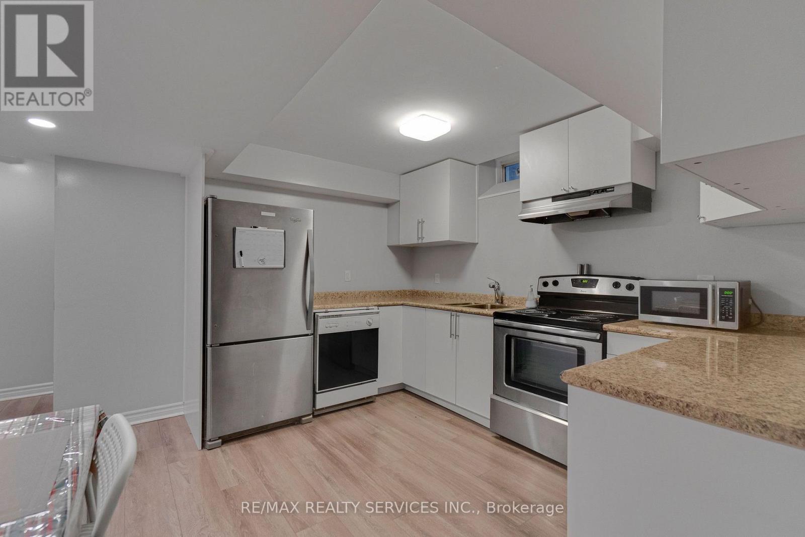 Bsmt - 28 Manzanita Crescent, Brampton, Ontario L7A 0C4 - Photo 6 - W13548364
