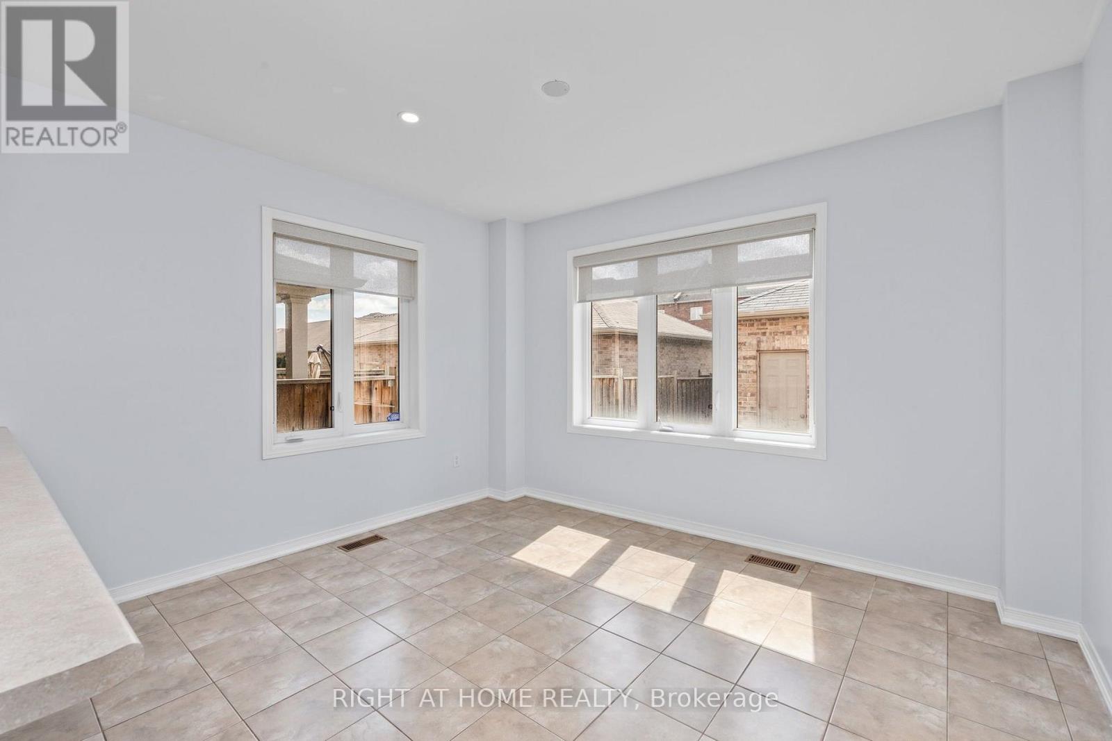 3128 Robert Brown Boulevard, Oakville, Ontario L6M 4L7 - Photo 14 - W13689646