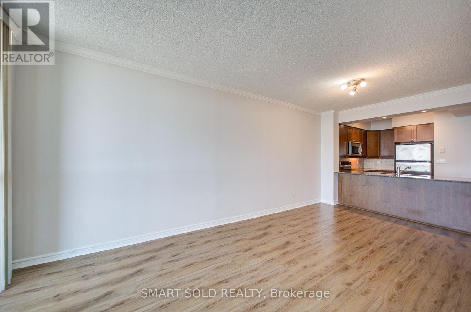 1508 - 100 Promenade Circle, Vaughan (Brownridge), Ontario  L4J 7W7 - Photo 8 - N13692488