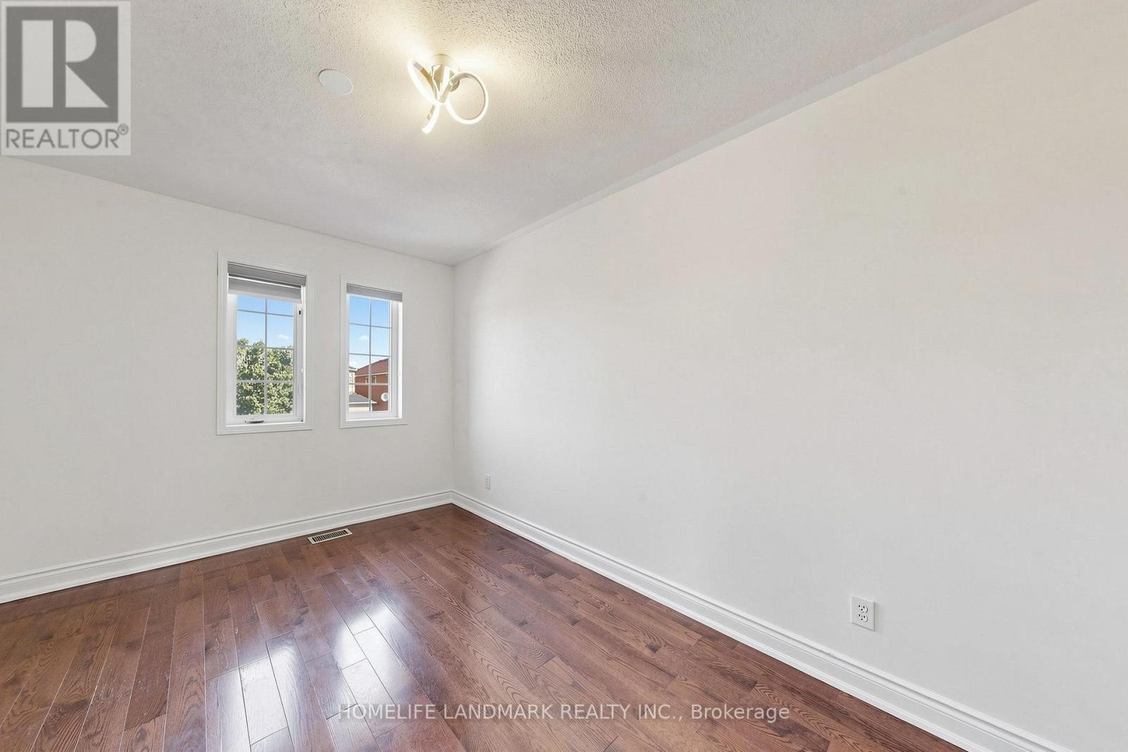 199 Purcell Crescent, Vaughan (Maple), Ontario  L6A 3C5 - Photo 27 - N13692510