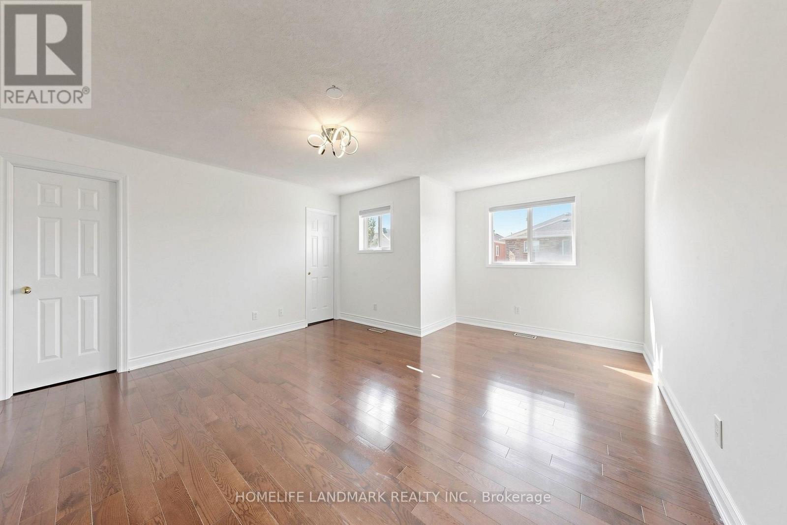 199 Purcell Crescent, Vaughan (Maple), Ontario  L6A 3C5 - Photo 34 - N13692510