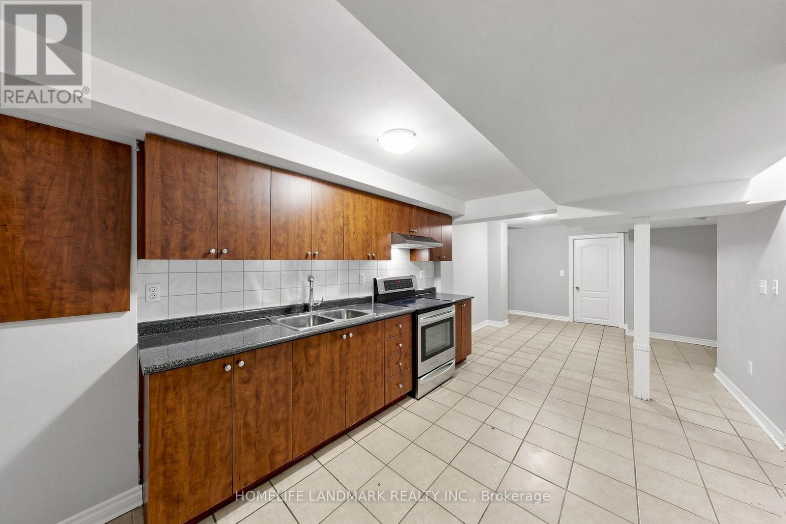 199 Purcell Crescent, Vaughan (Maple), Ontario  L6A 3C5 - Photo 38 - N13692510
