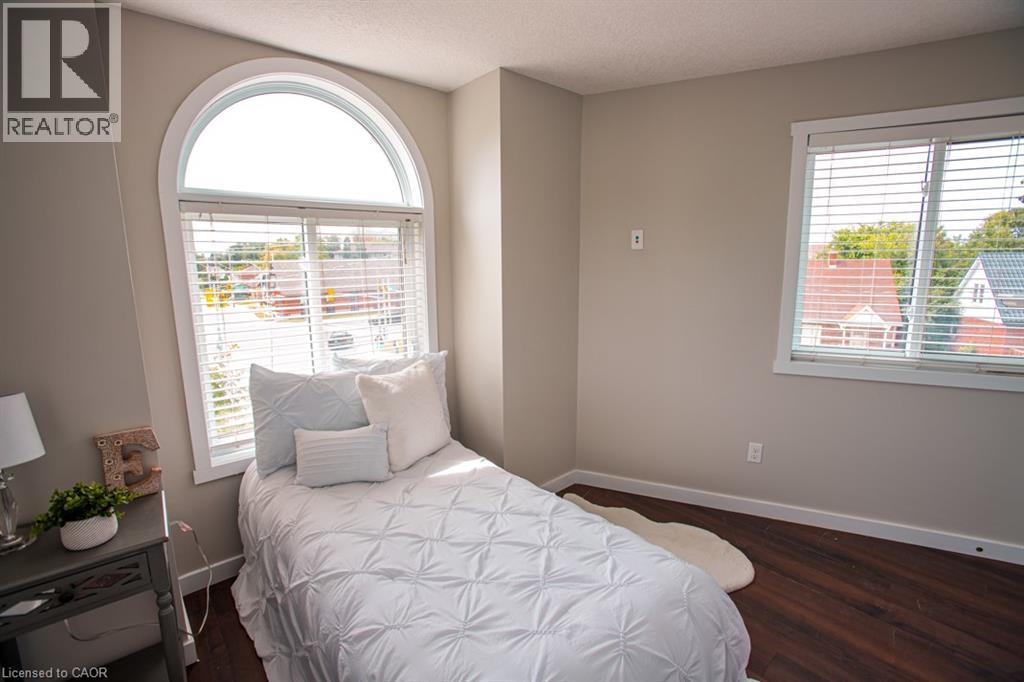 489 East Avenue Unit# B, Kitchener, Ontario  N2H 0A8 - Photo 32 - 40856201