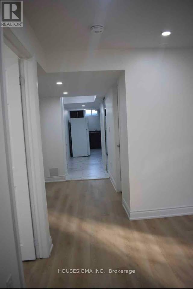 107 Commuter Drive, Brampton, Ontario  L7A 0P7 - Photo 4 - W13692506