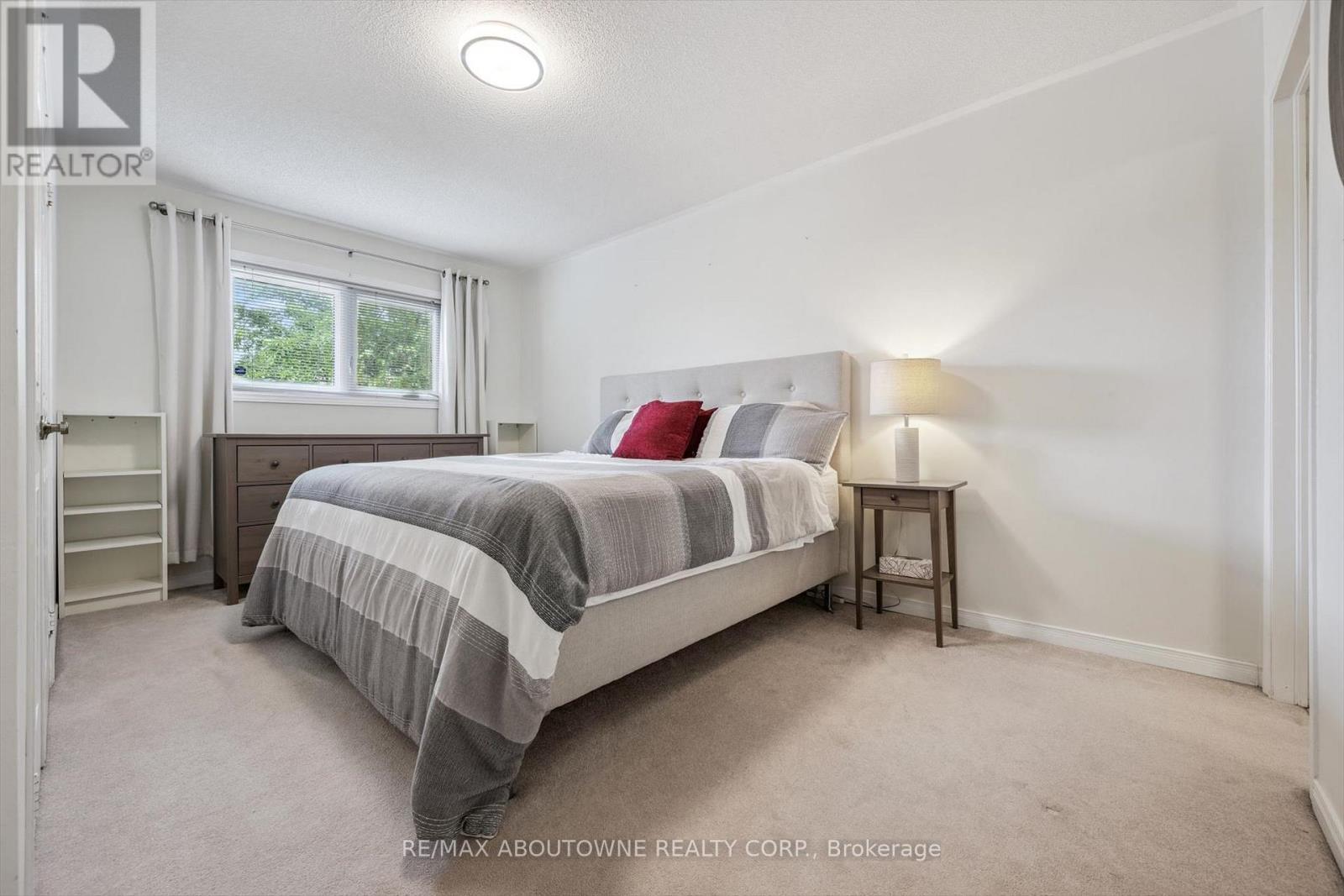 416 Marlatt Drive, Oakville, Ontario  L6H 5X5 - Photo 16 - W13692508