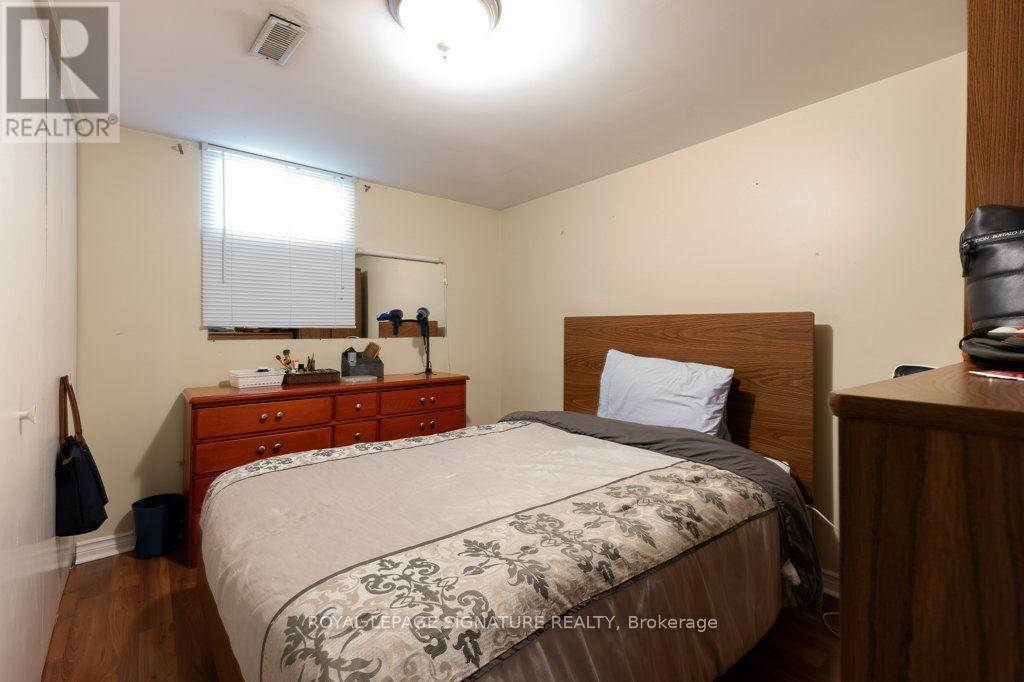 676 Abana Road, Mississauga, Ontario  L5A 1H4 - Photo 28 - W13692522