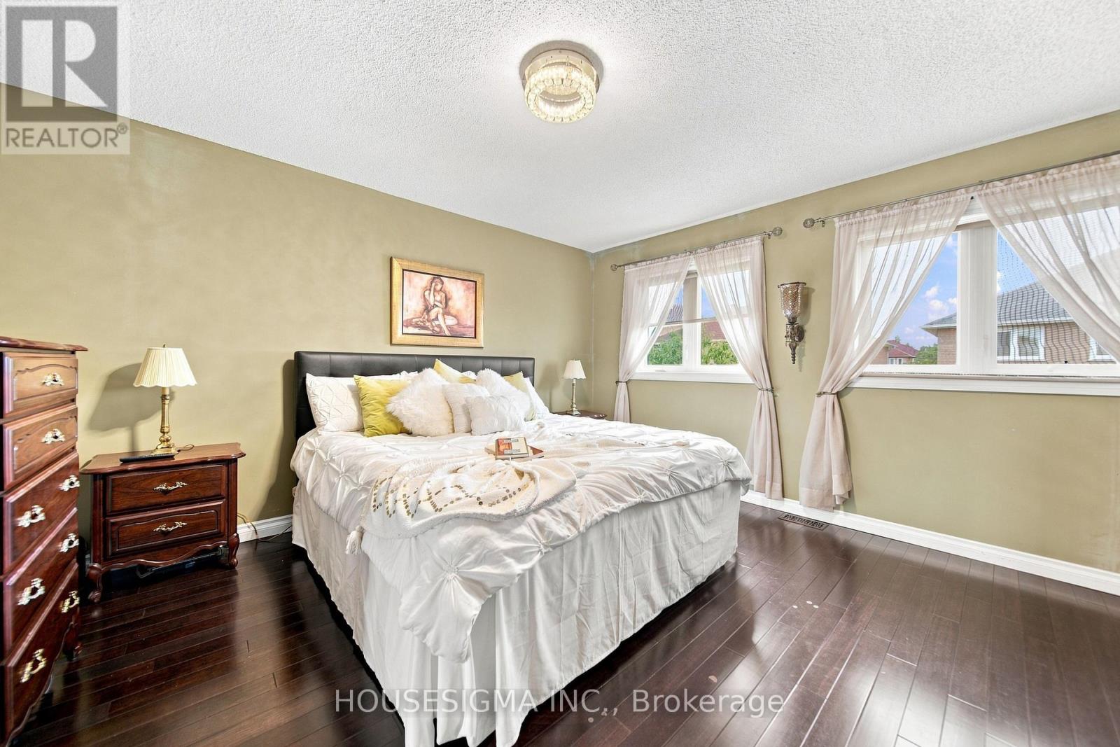 902 Applecroft Circle, Mississauga, Ontario  L5V 2A7 - Photo 23 - W13692536