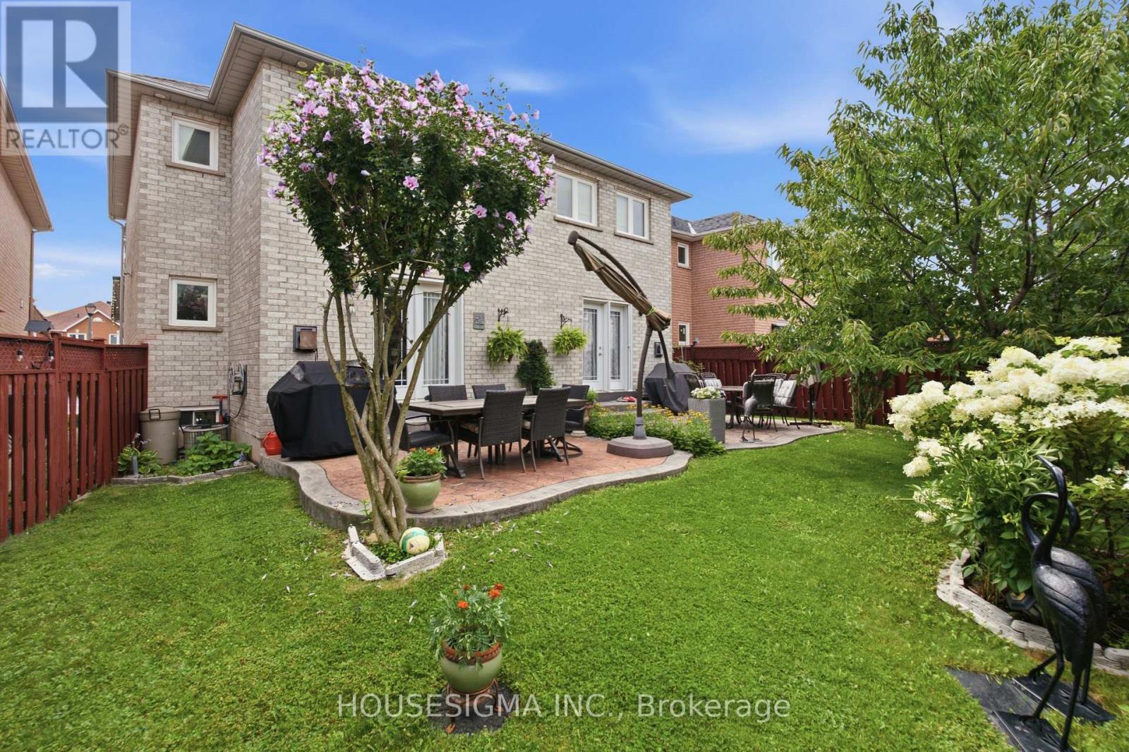 902 Applecroft Circle, Mississauga, Ontario  L5V 2A7 - Photo 36 - W13692536