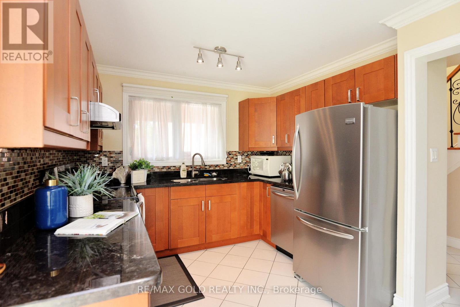 4284 Sawmill Valley Drive, Mississauga, Ontario  L5L 3M9 - Photo 13 - W13692540