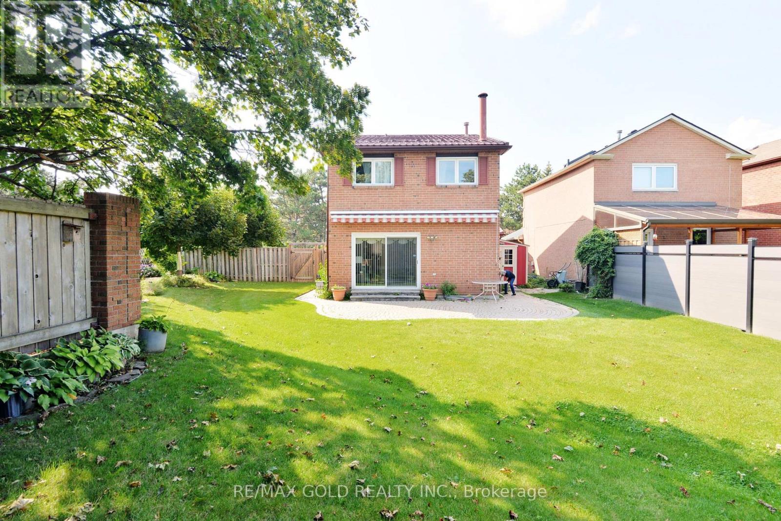 4284 Sawmill Valley Drive, Mississauga, Ontario  L5L 3M9 - Photo 35 - W13692540