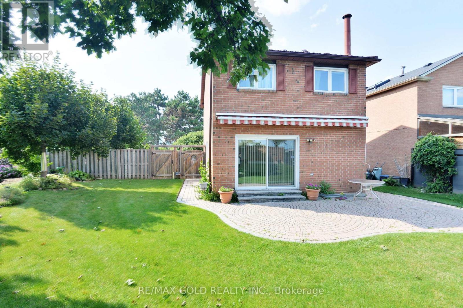 4284 Sawmill Valley Drive, Mississauga, Ontario  L5L 3M9 - Photo 37 - W13692540