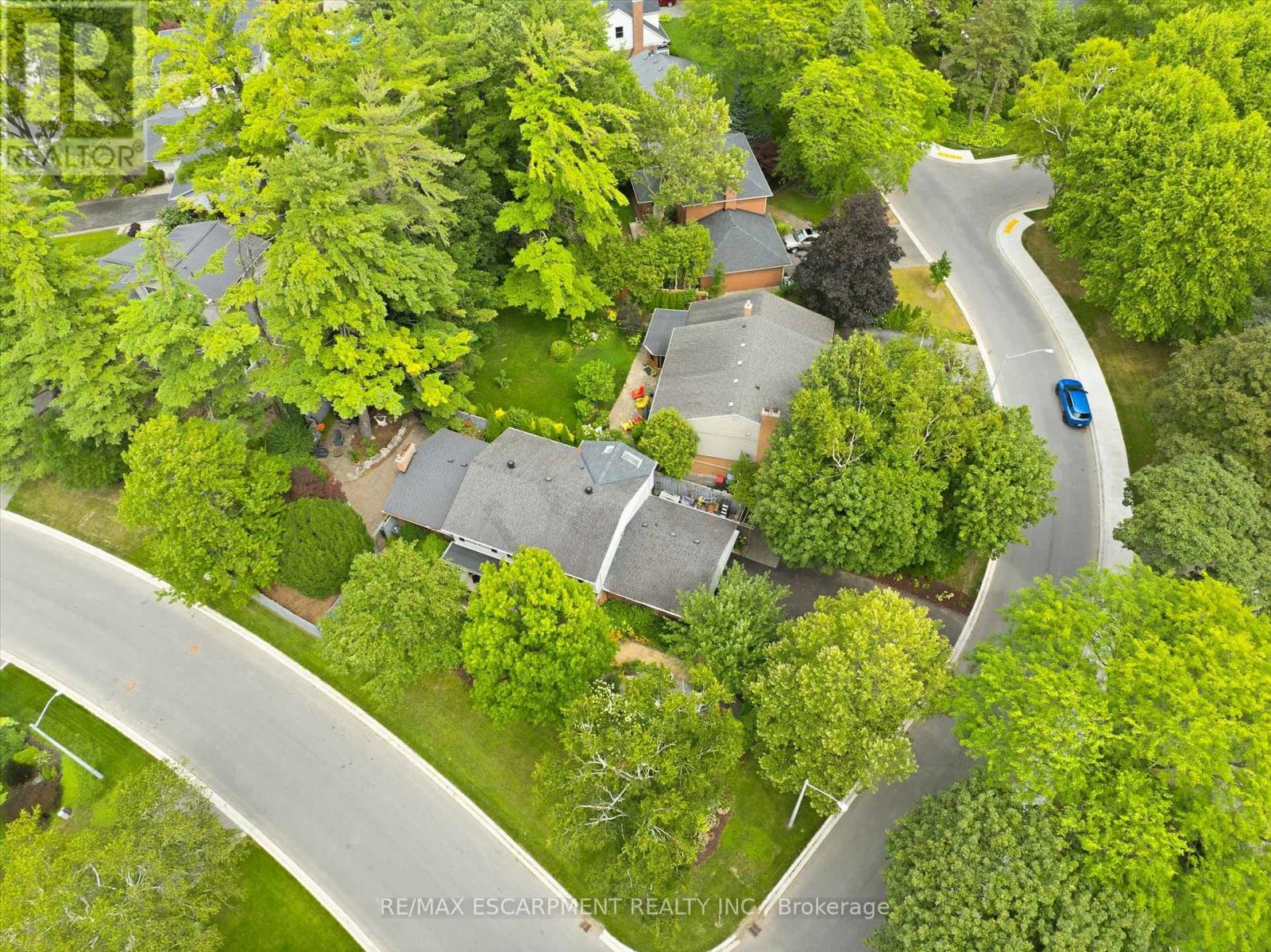 247 Linwood Crescent, Burlington, Ontario  L7L 4A2 - Photo 44 - W13692598