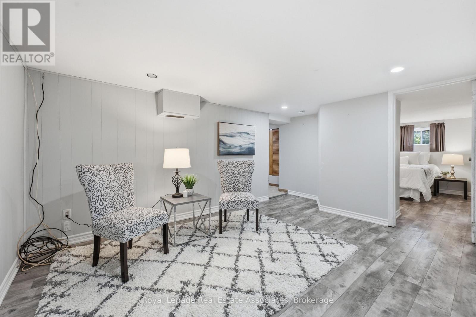 64 Eaglewood Boulevard, Mississauga, Ontario  L5G 1V4 - Photo 24 - W13692622