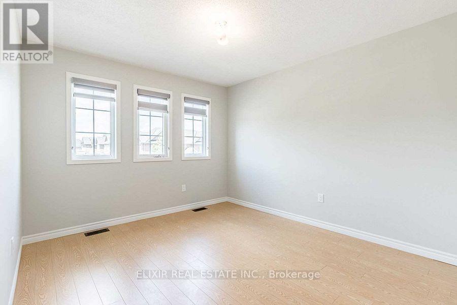 90 Delport Close, Brampton, Ontario  L6P 1V2 - Photo 24 - W13692632