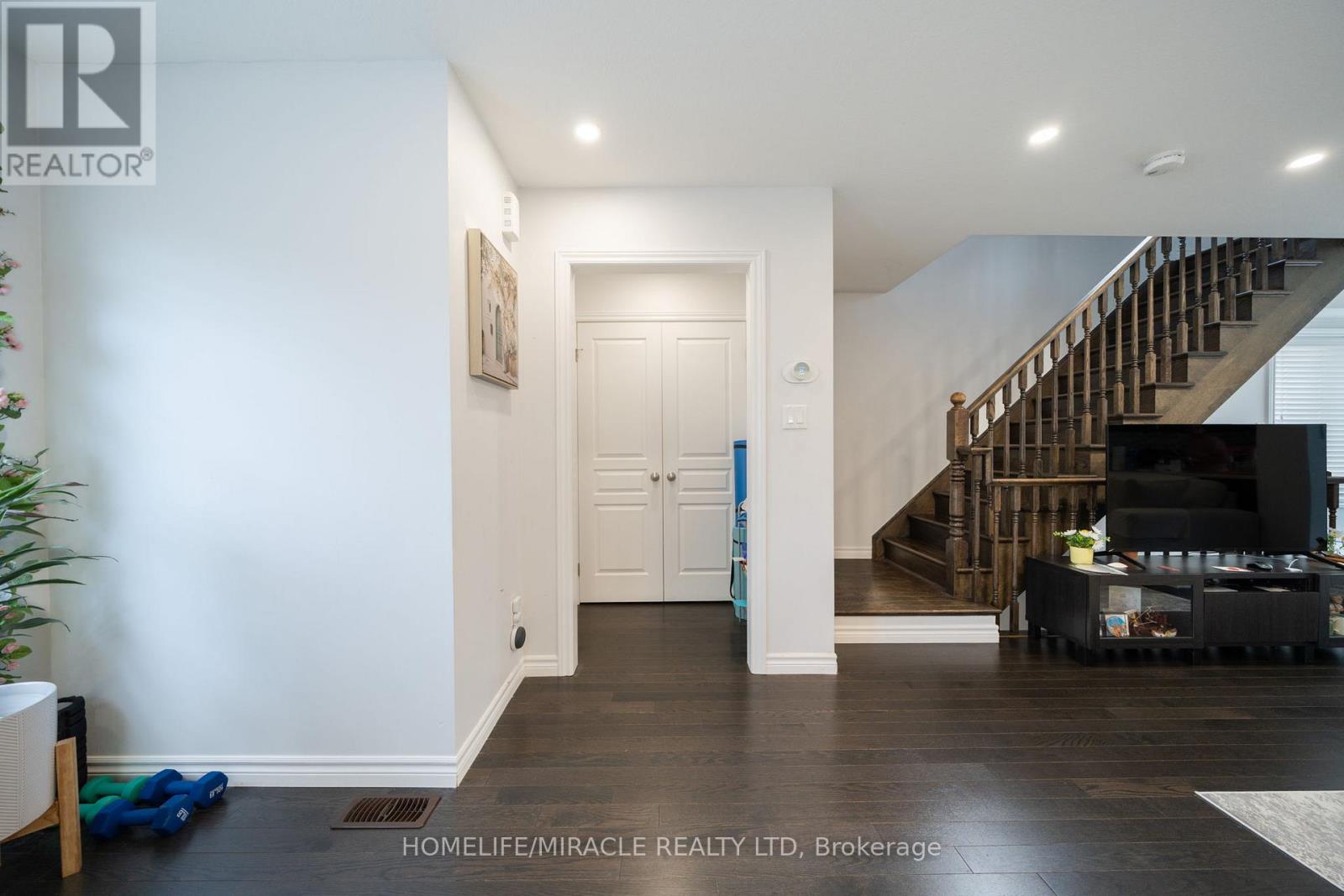 10 Kenridge Terrace, Hamilton, Ontario  L8J 0G4 - Photo 15 - X13692438