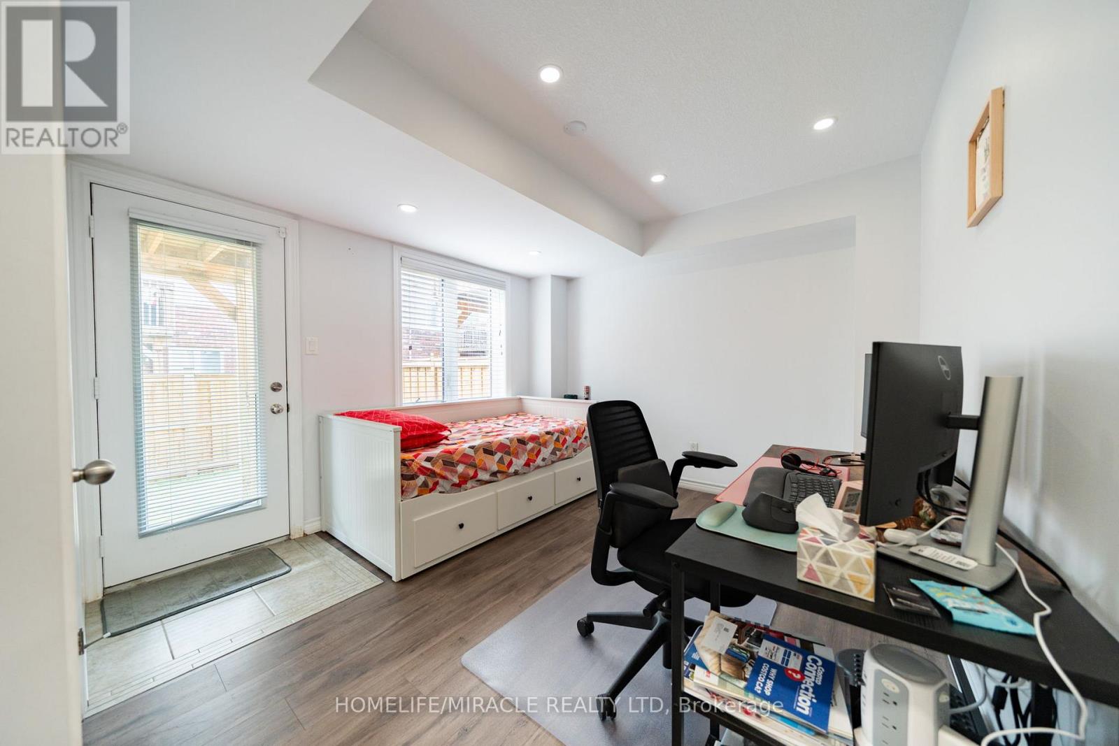 10 Kenridge Terrace, Hamilton, Ontario  L8J 0G4 - Photo 9 - X13692438